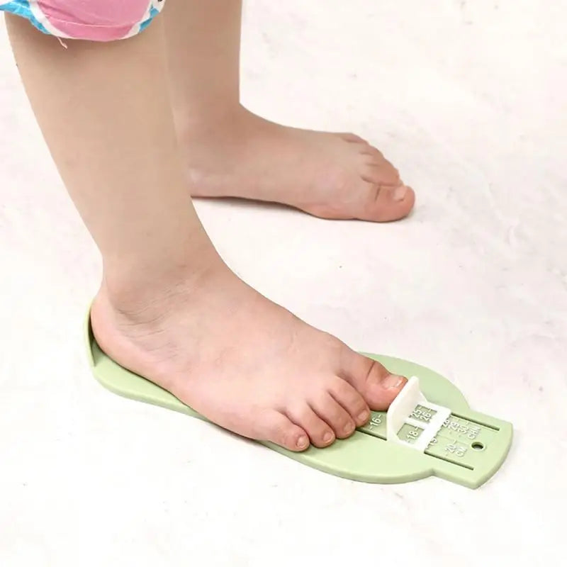 Children's Baby Foot Ruler – Infant Foot Length Calculator