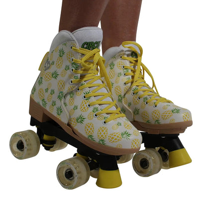 Classic Adjustable Children's Roller Skates - 3-7 Years, Girls Crushed Pineapple Design, Durable Indoor and Outdoor Use