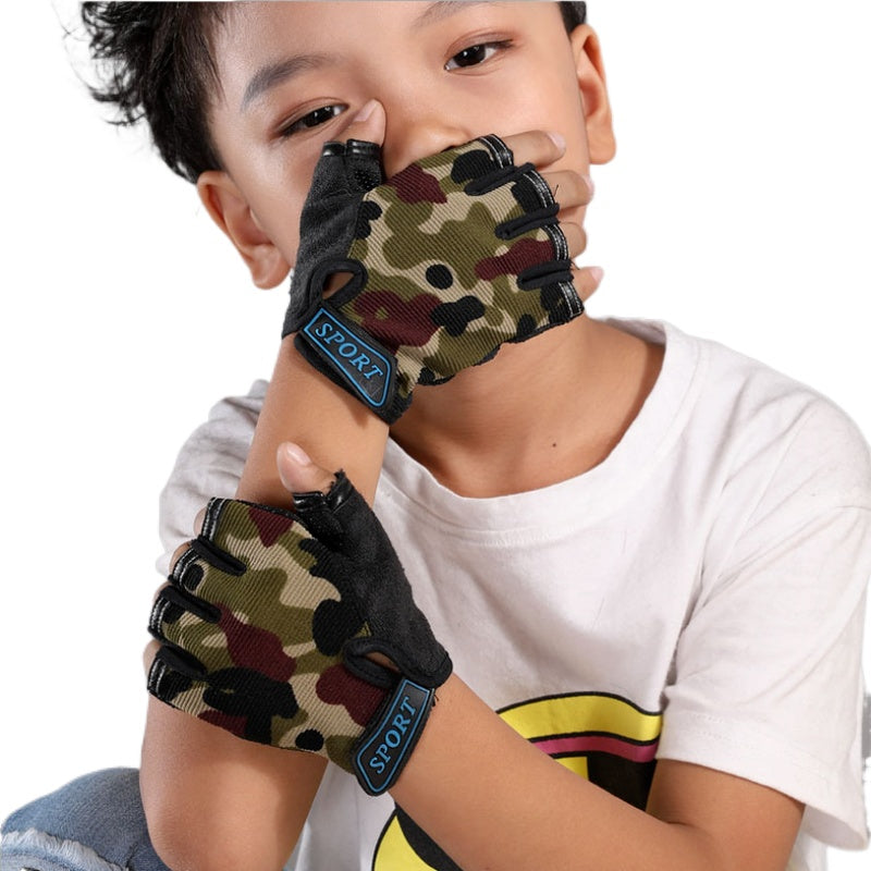 1 Pair Camo Sports Gloves for Kids - Half Finger Riding, Cycling, Running, and Outdoor Sports Gloves for Boys & Girls