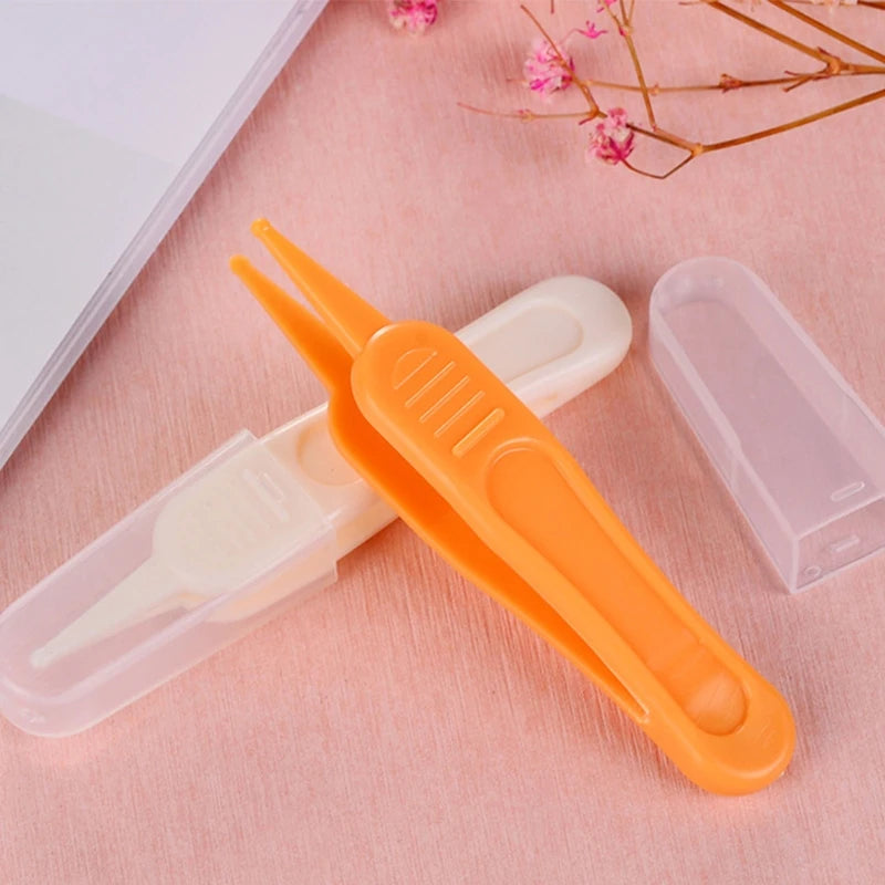 Baby Nasal Tweezer - Gentle Nose Cleaning Tool